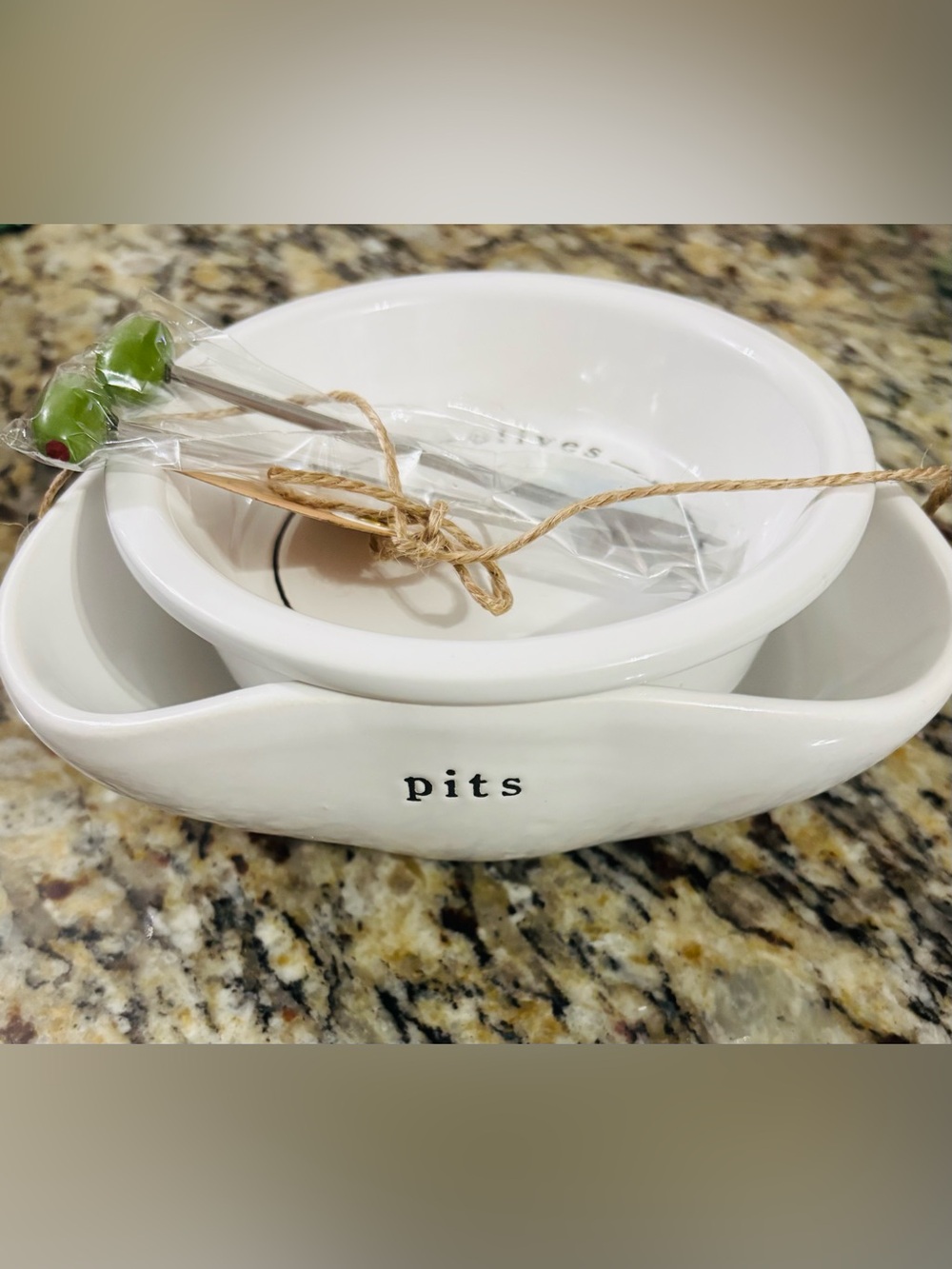 ADORABLE Mud Pie Stacked Olive Dish w/ Two Olive Topped Metal Picks see